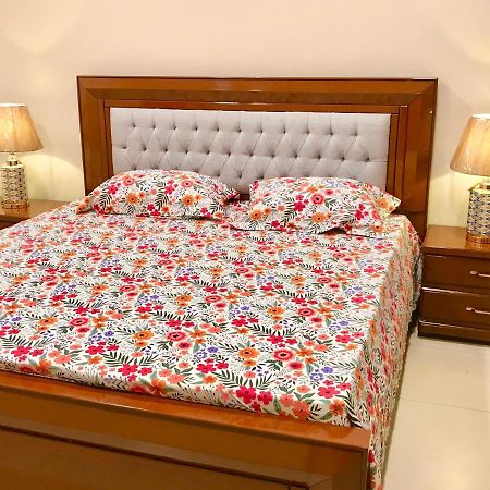 اسلام اباد Atrium High Suite 2Bed Family Apartment Near Giga Mall المظهر الخارجي الصورة