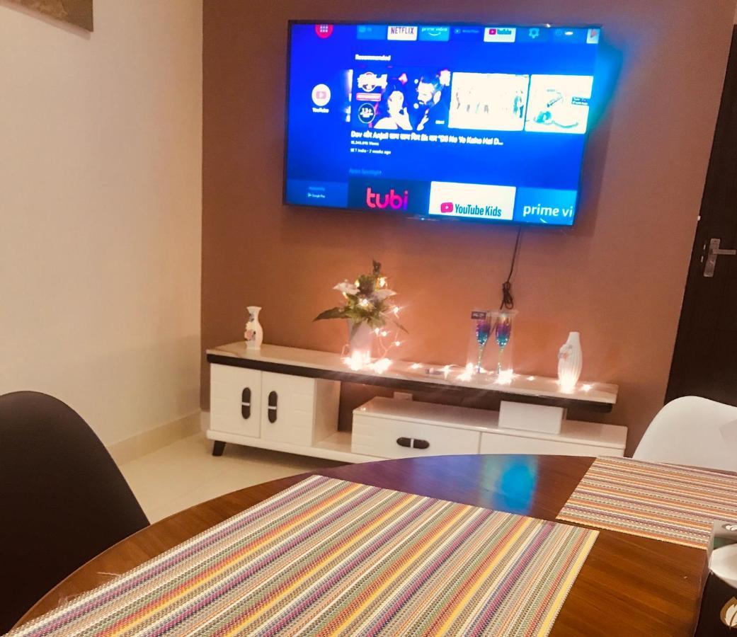 اسلام اباد Atrium High Suite 2Bed Family Apartment Near Giga Mall المظهر الخارجي الصورة